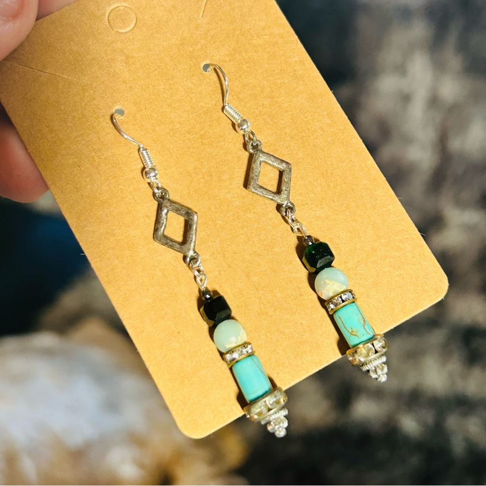Handcrafted elegant genuine stone crystal saucer dangle earrings